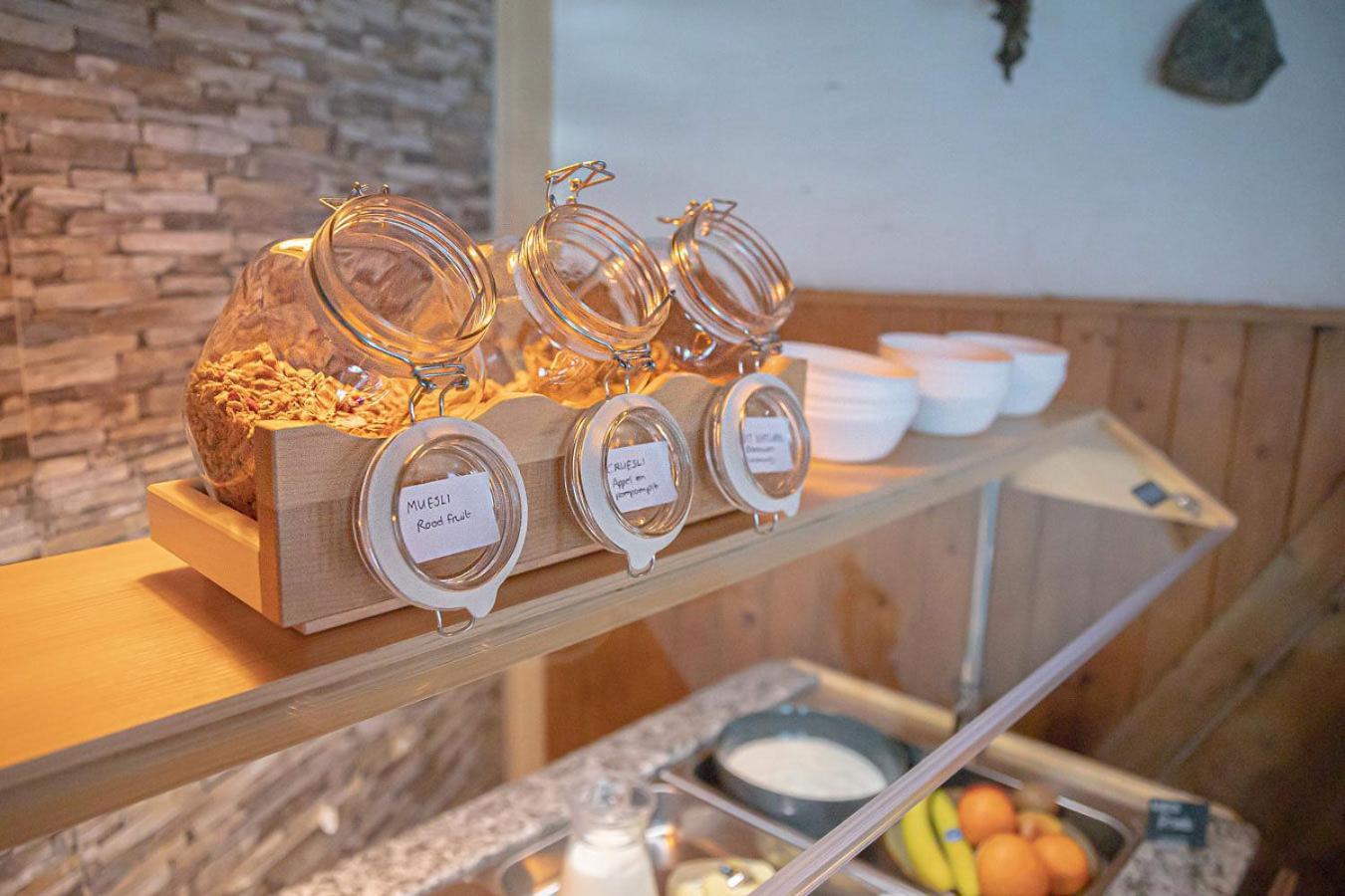 菩提树下的酒店 罗登 外观 照片